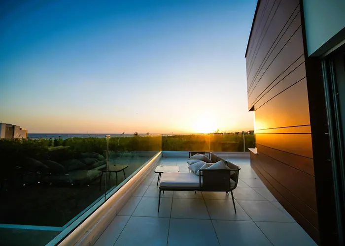 Royal Oasis Villa